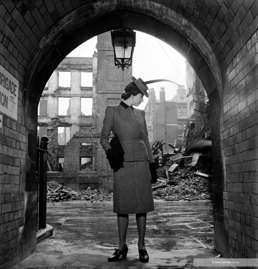  Lee Miller, Model Elizabeth Cowell wearing Digby Morton suit, London 1941. Lee Miller Archives &copy; Lee Miller Archives, England 2025. All rights reserved. leemiller.co.uk.<